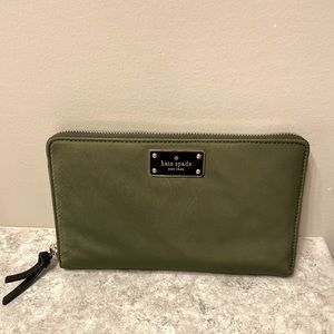 Kate Spade ♠️Wallet